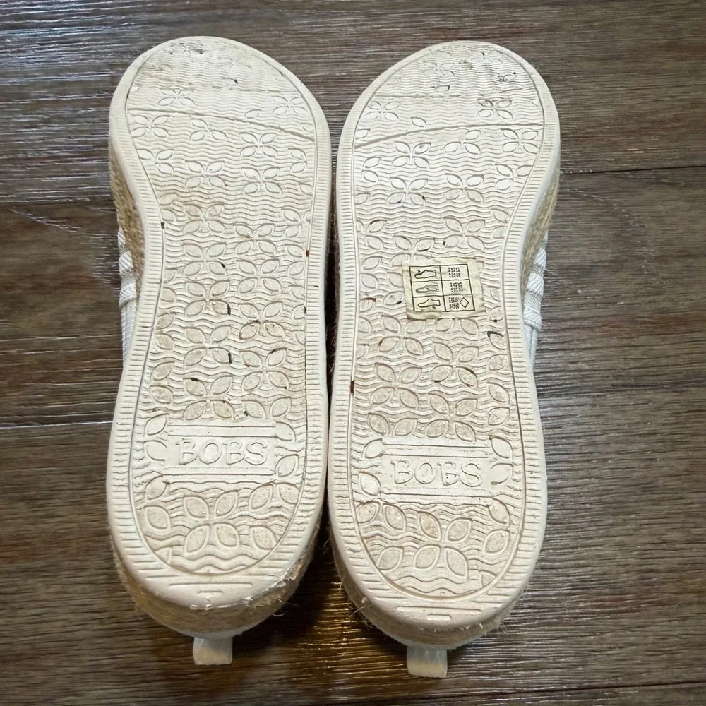 BOBS from Skechers Highlights 2.0 Yacht Master White Espadrille Wedge Shoes 7.5